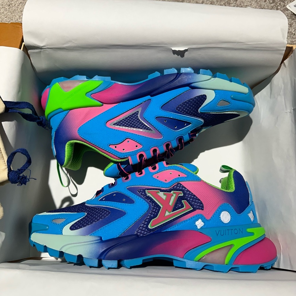 Louis Vuitton runner tactic blue